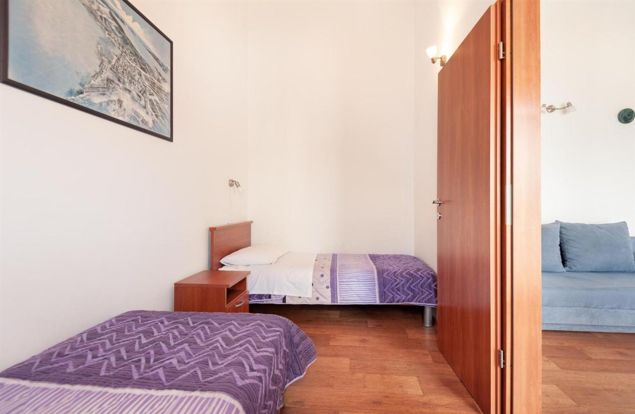 Apartments Lumaduma Трогір Екстер'єр фото