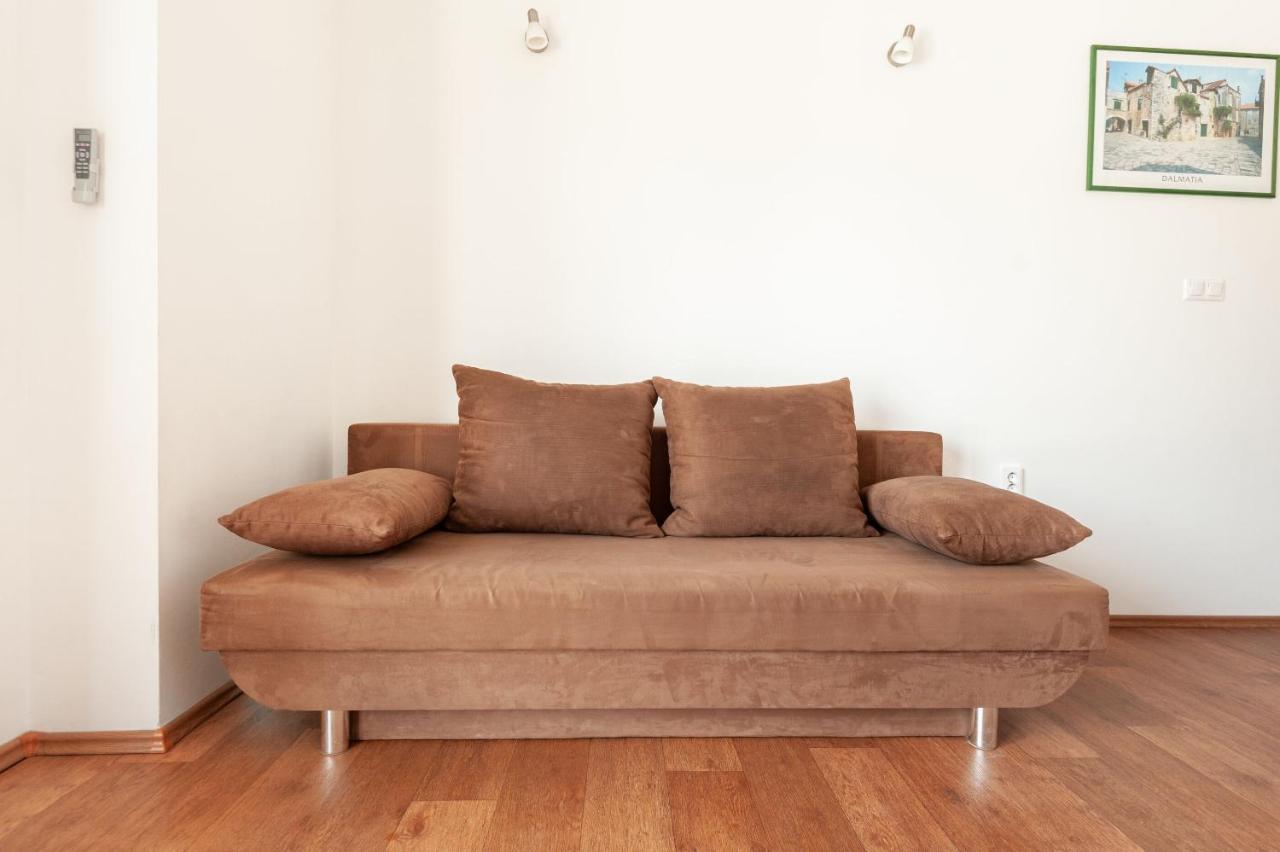 Apartments Lumaduma Трогір Екстер'єр фото